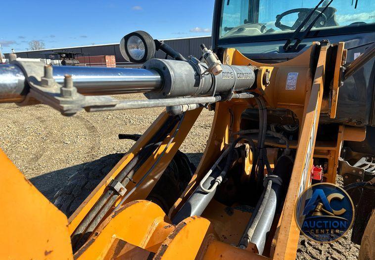 2016 Case 321F  wheel loader
