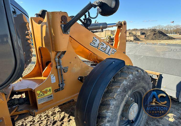 2016 Case 321F  wheel loader