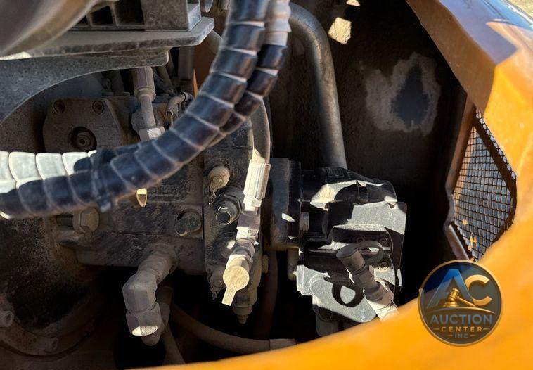 2016 Case 321F  wheel loader