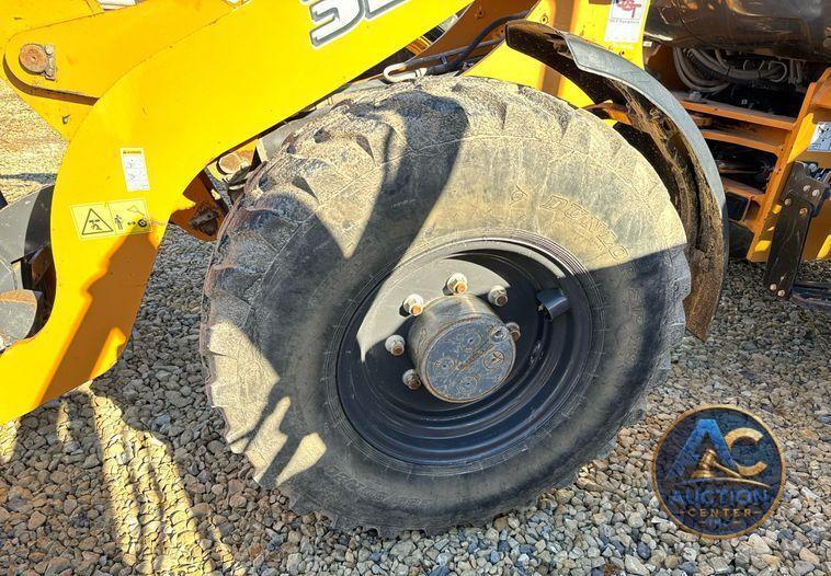 2016 Case 321F  wheel loader