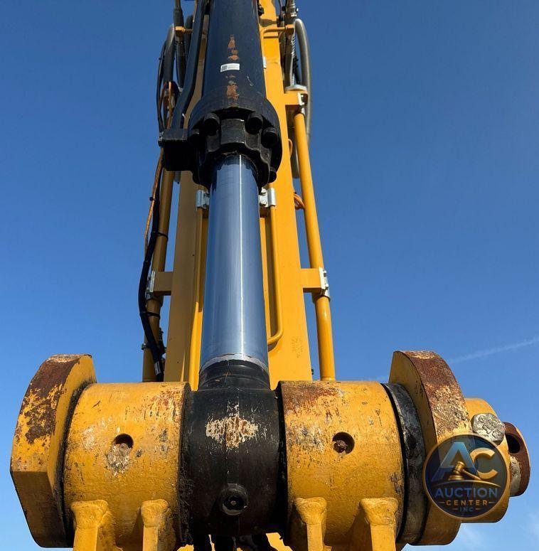 2024 Caterpillar 340 excavator