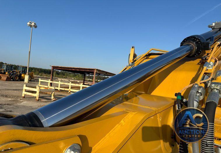 2024 Caterpillar 340 excavator