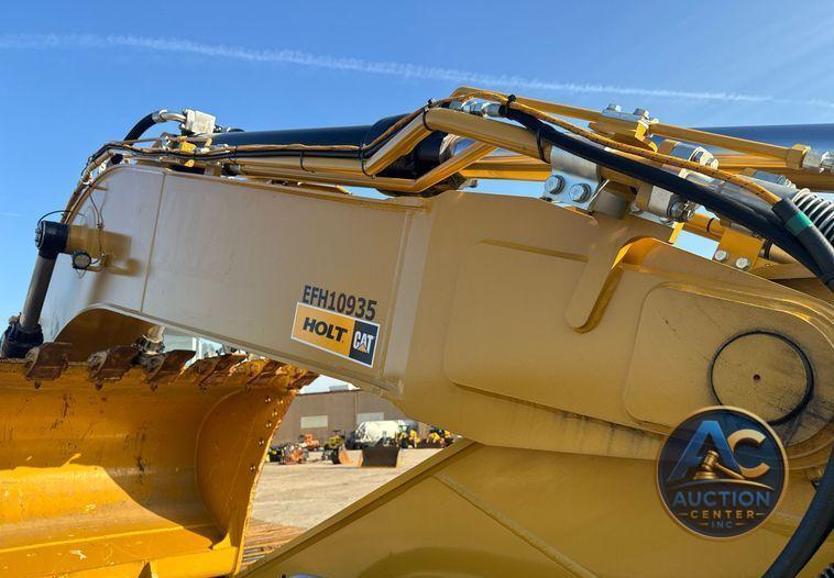 2024 Caterpillar 340 excavator