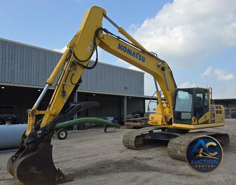 2013 Komatsu PC240LC-10 excavator