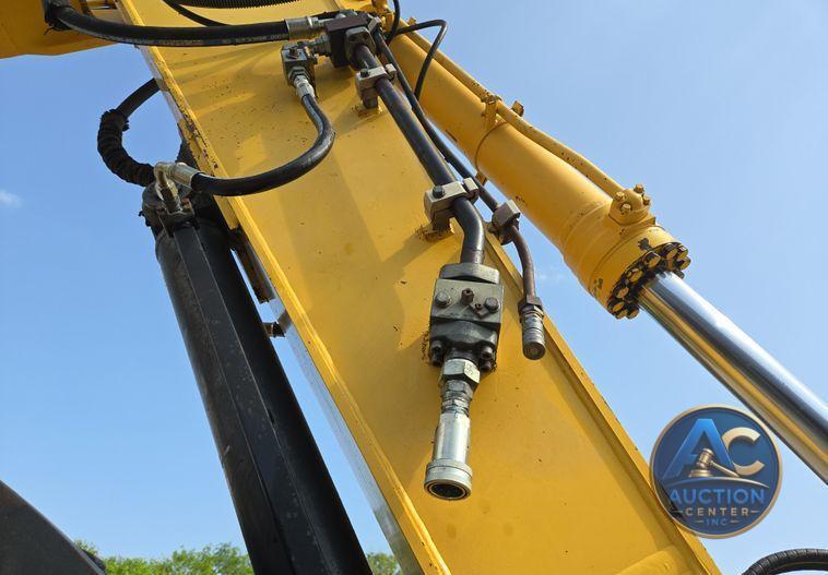 2013 Komatsu PC240LC-10 excavator