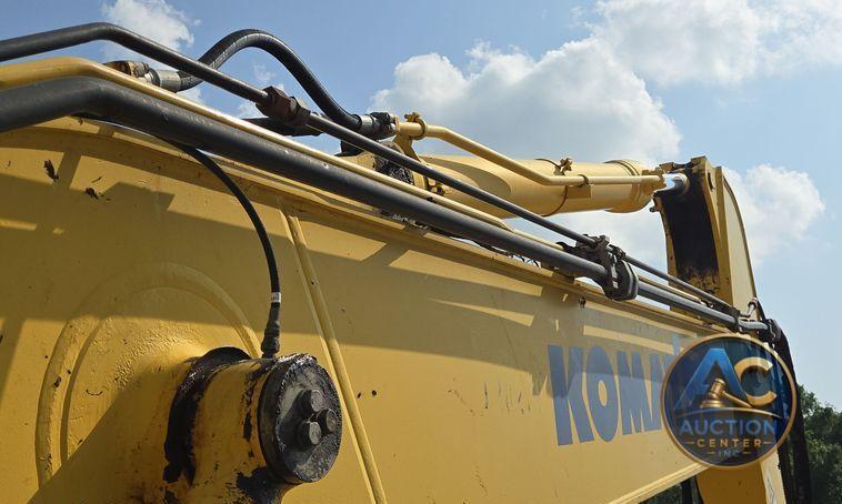 2013 Komatsu PC240LC-10 excavator