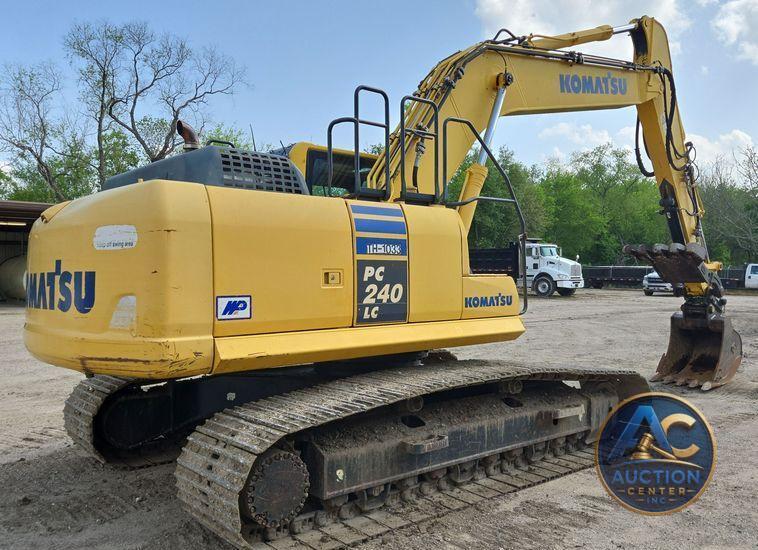 2013 Komatsu PC240LC-10 excavator
