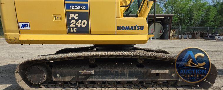 2013 Komatsu PC240LC-10 excavator