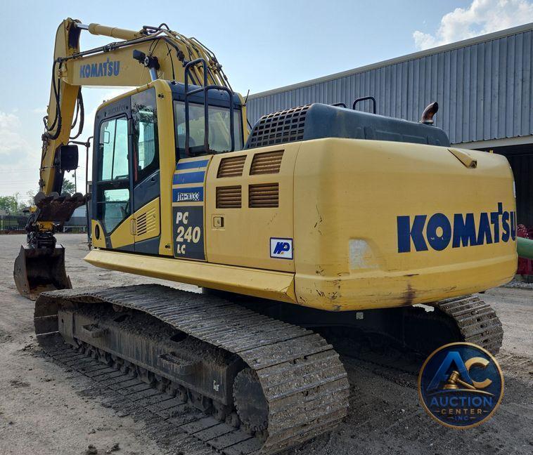 2013 Komatsu PC240LC-10 excavator