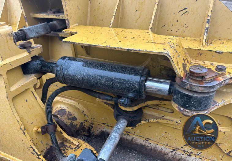 2013 Caterpillar D6N LGP dozer