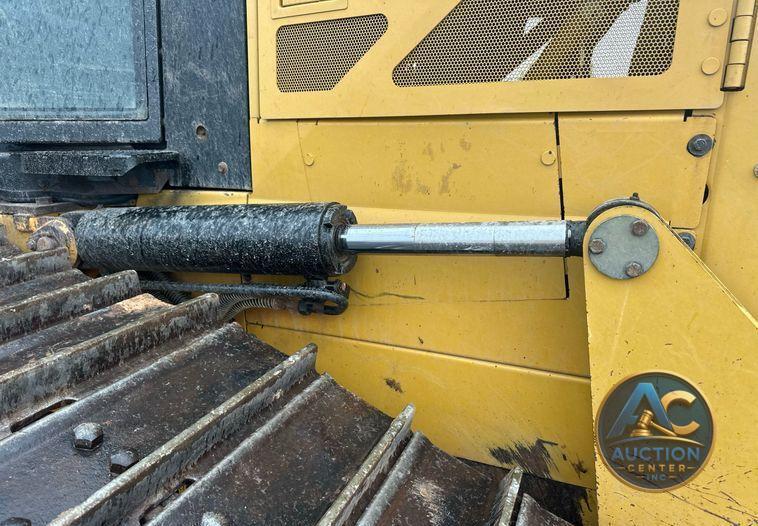 2013 Caterpillar D6N LGP dozer