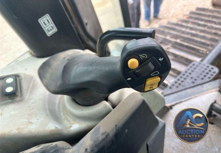 2013 Caterpillar D6N LGP dozer