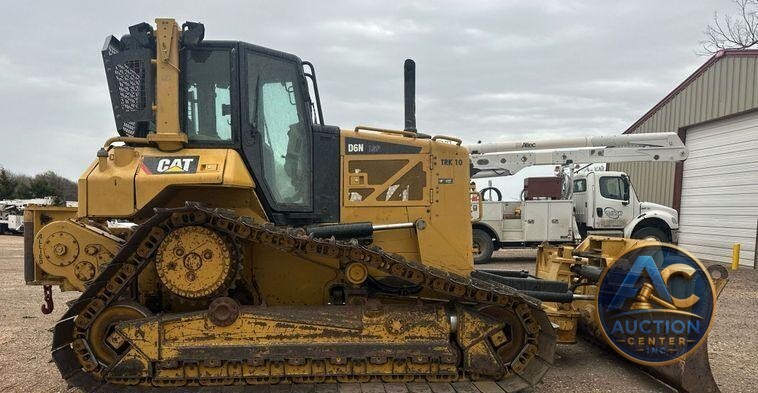 2013 Caterpillar D6N LGP dozer