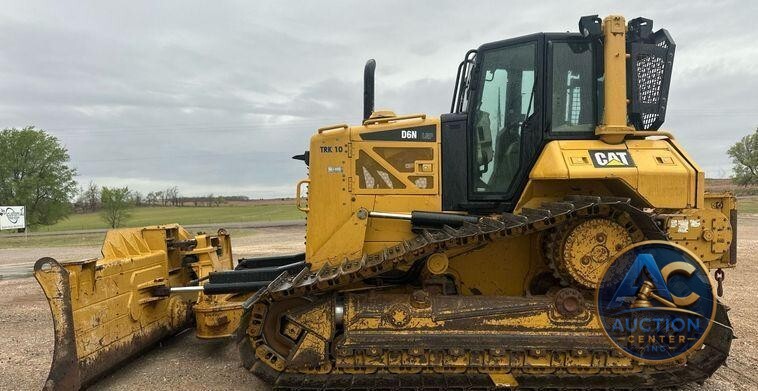 2013 Caterpillar D6N LGP dozer