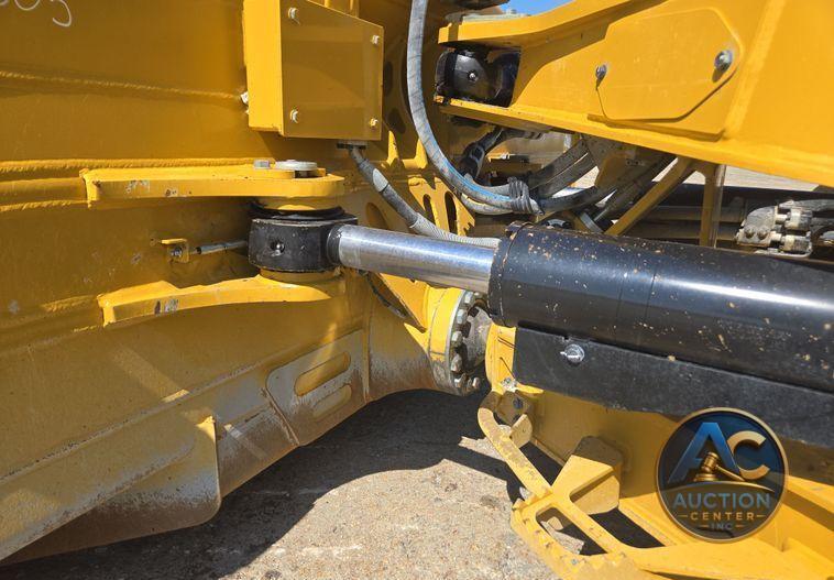2024 Caterpillar D6XE LGP dozer