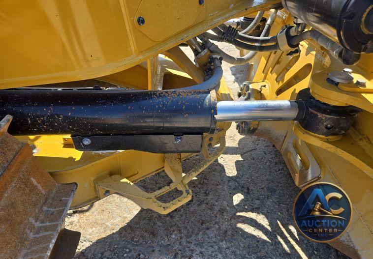 2024 Caterpillar D6XE LGP dozer