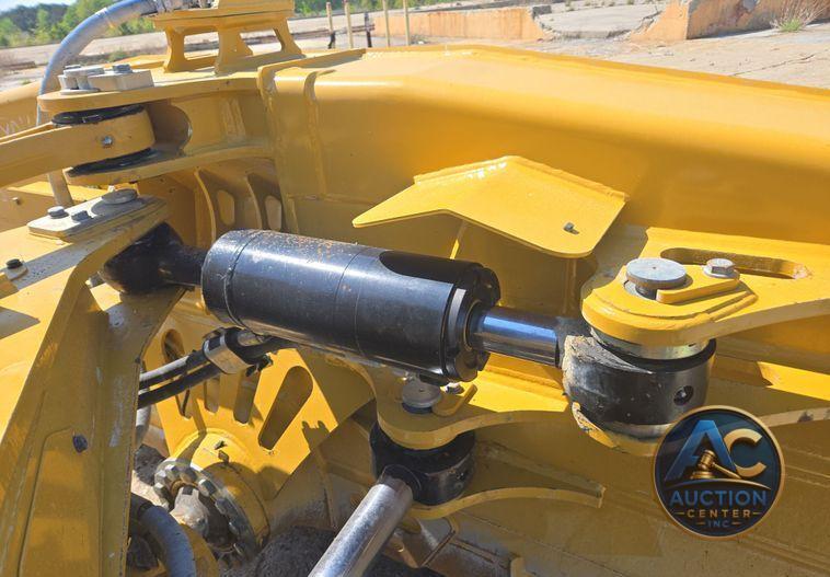 2024 Caterpillar D6XE LGP dozer