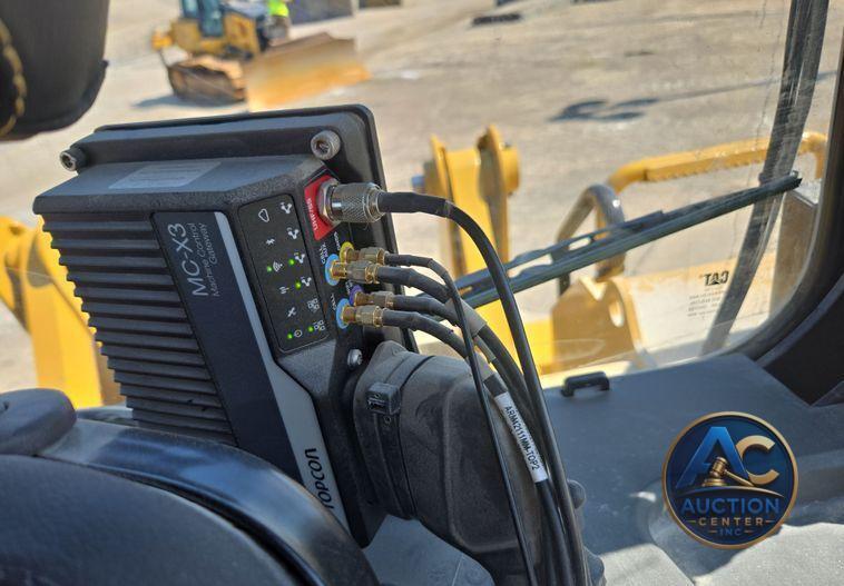 2024 Caterpillar D6XE LGP dozer