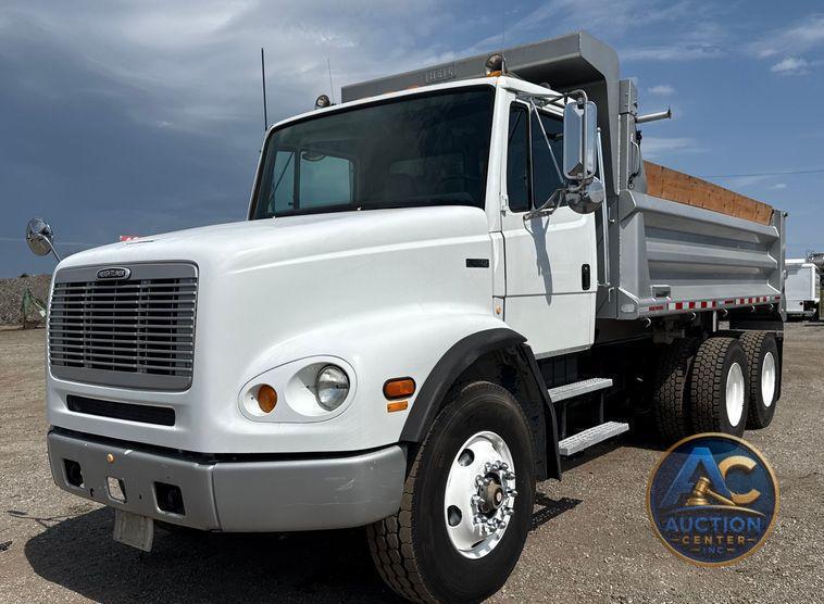 2003 Freightliner FL112 dump truck