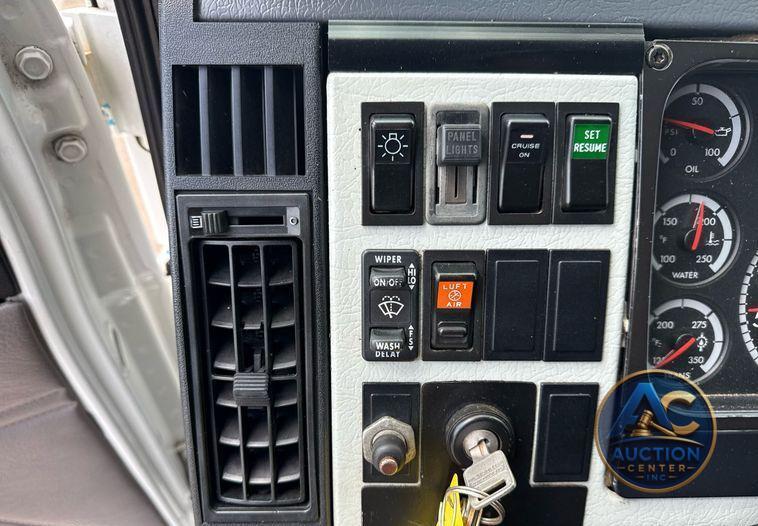 2003 Freightliner FL112 dump truck
