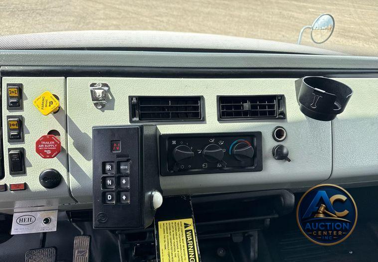 2003 Freightliner FL112 dump truck