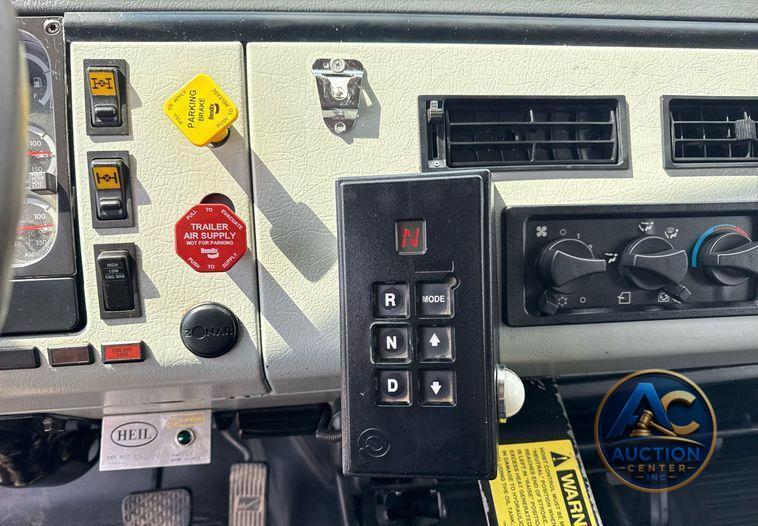2003 Freightliner FL112 dump truck