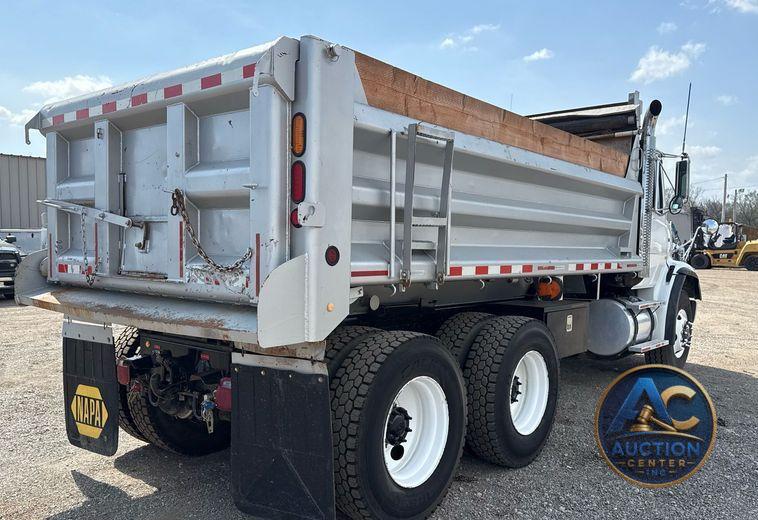 2003 Freightliner FL112 dump truck
