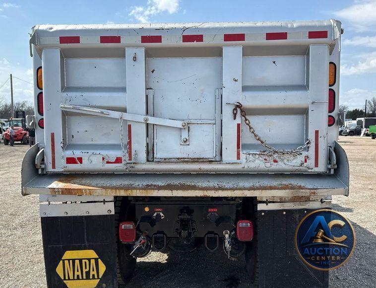 2003 Freightliner FL112 dump truck