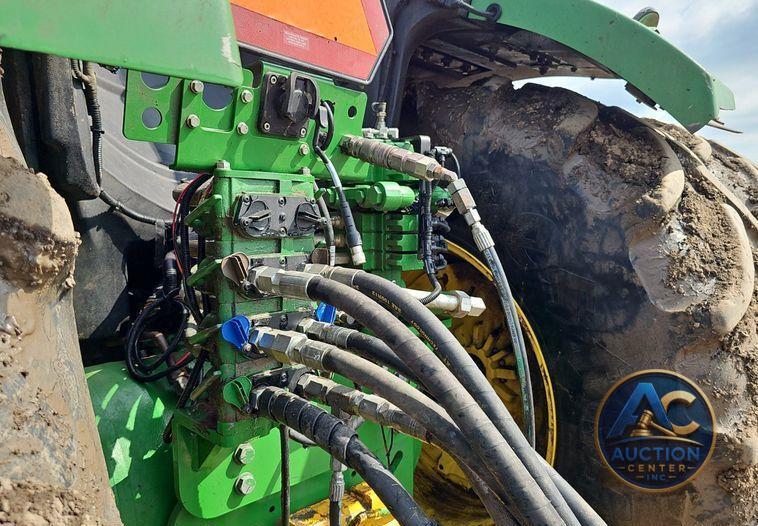 2019 John Deere 9520R Scraper Special 4WD tractor