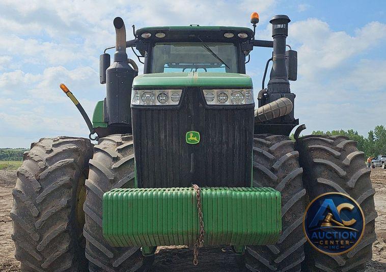 2019 John Deere 9520R Scraper Special 4WD tractor