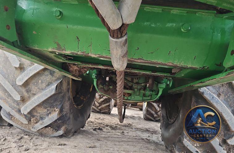 2019 John Deere 9520R Scraper Special 4WD tractor