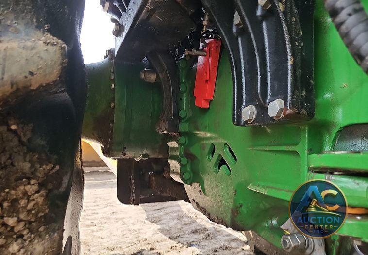 2019 John Deere 9520R Scraper Special 4WD tractor