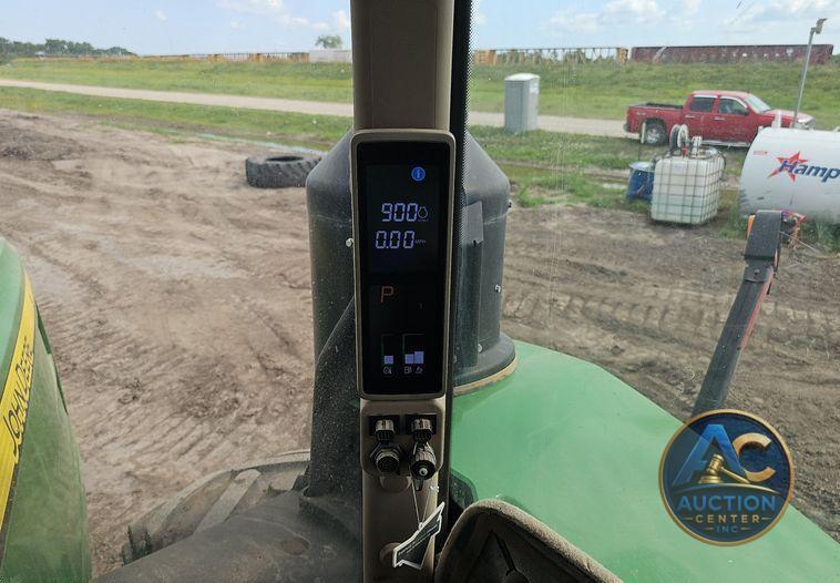 2019 John Deere 9520R Scraper Special 4WD tractor