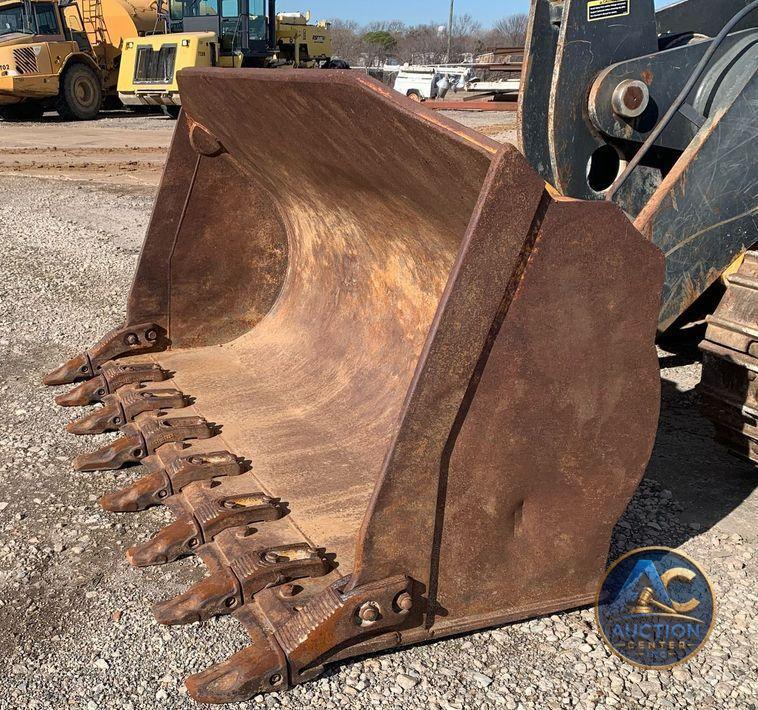 2015 John Deere 755K track loader