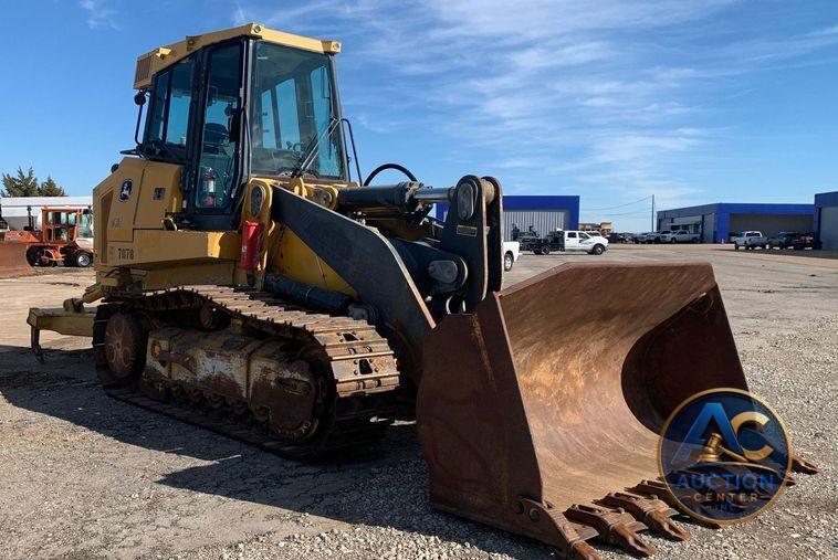 2015 John Deere 755K track loader