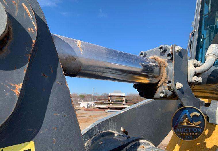 2015 John Deere 755K track loader