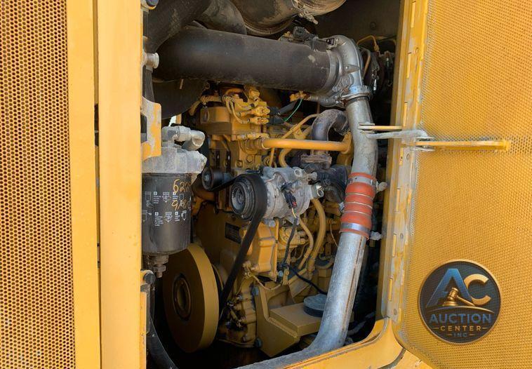 2015 John Deere 755K track loader