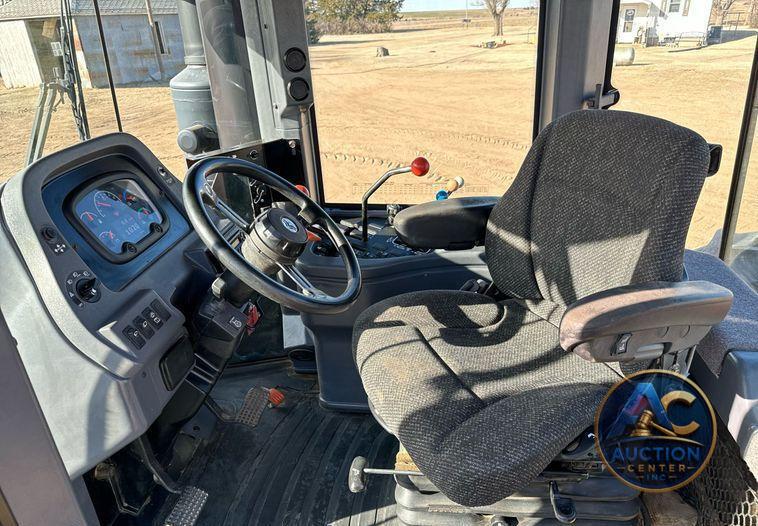 2014 Versatile 2375 tractor