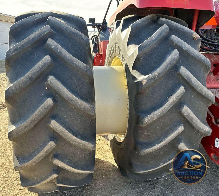 2014 Versatile 2375 tractor