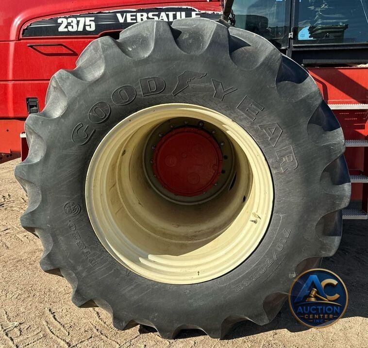 2014 Versatile 2375 tractor