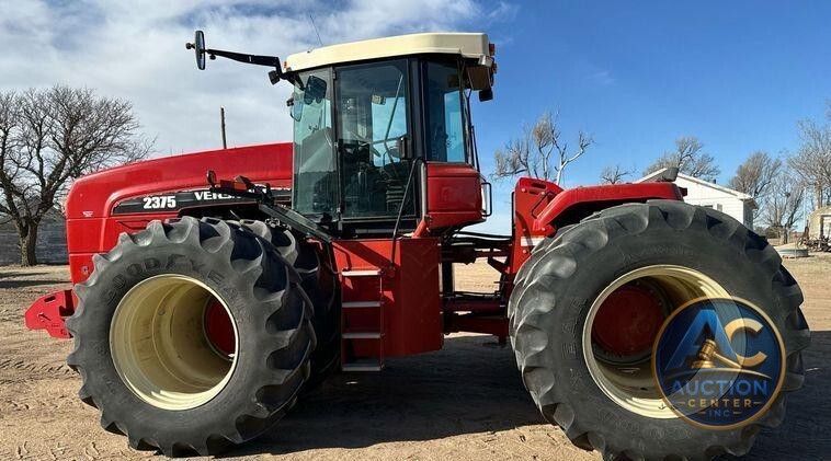 2014 Versatile 2375 tractor