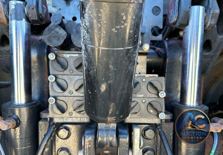 2017 Case IH Magnum 250 MFWD tractor