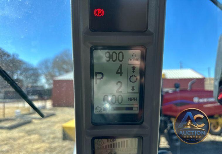 2017 Case IH Magnum 250 MFWD tractor