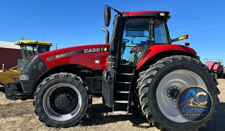 2017 Case IH Magnum 250 MFWD tractor