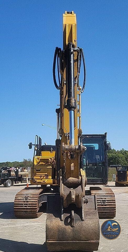 2019 Caterpillar  326F L excavator