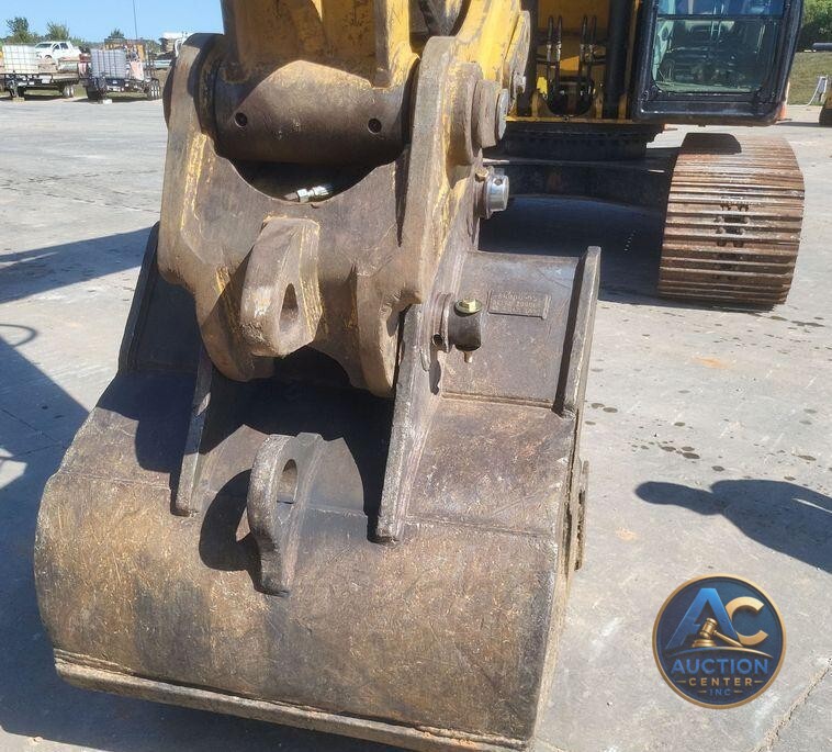 2019 Caterpillar  326F L excavator