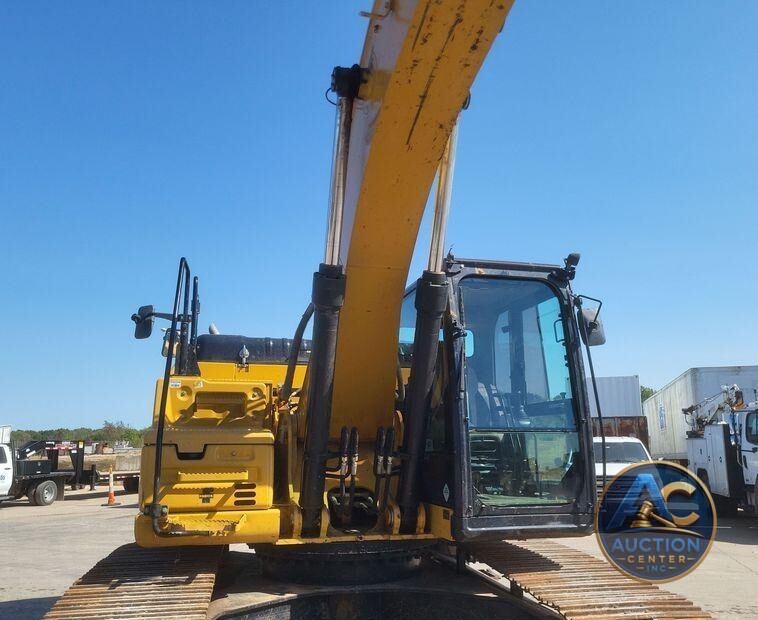 2019 Caterpillar  326F L excavator