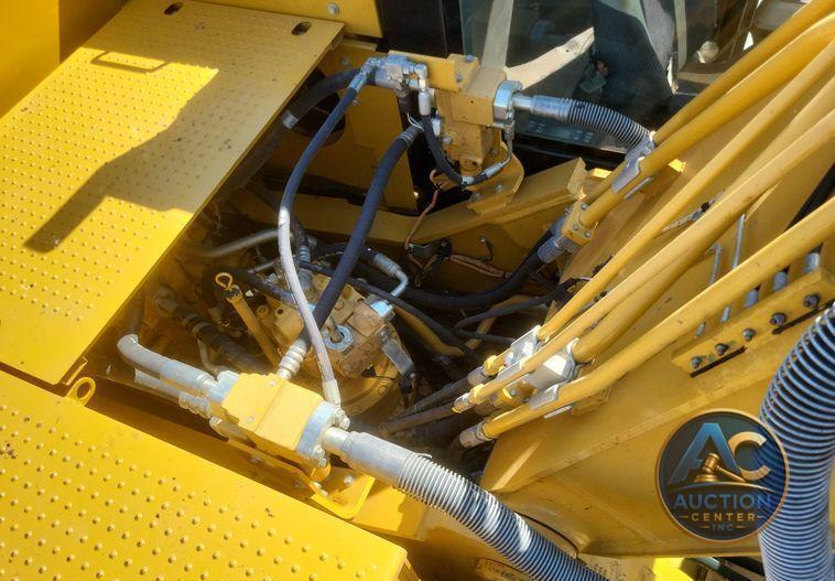 2019 Caterpillar  326F L excavator