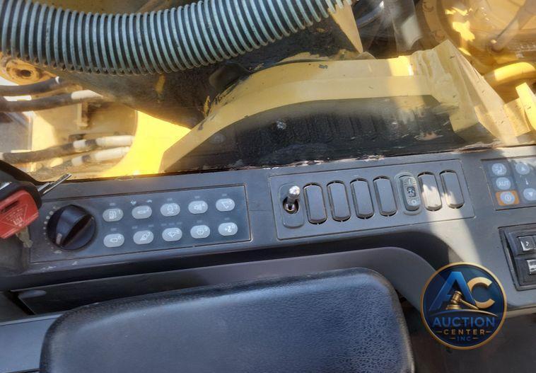 2019 Caterpillar  326F L excavator