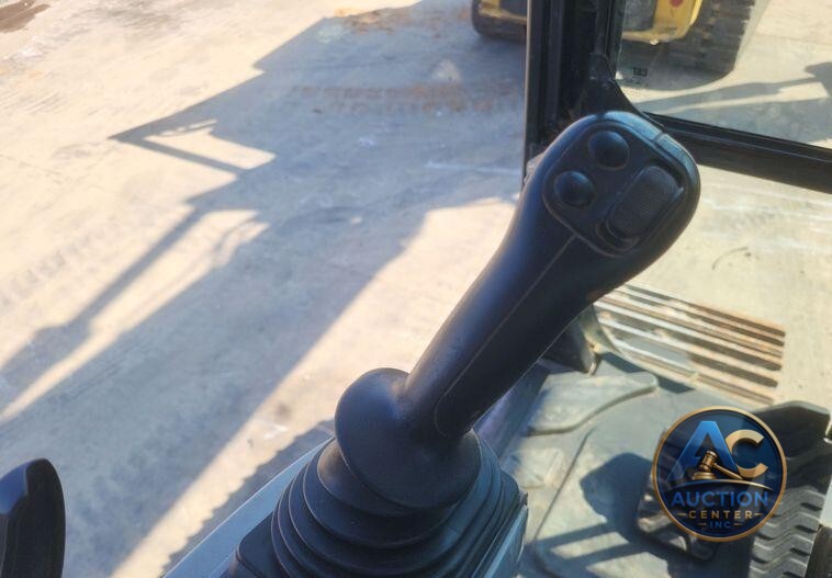 2019 Caterpillar  326F L excavator